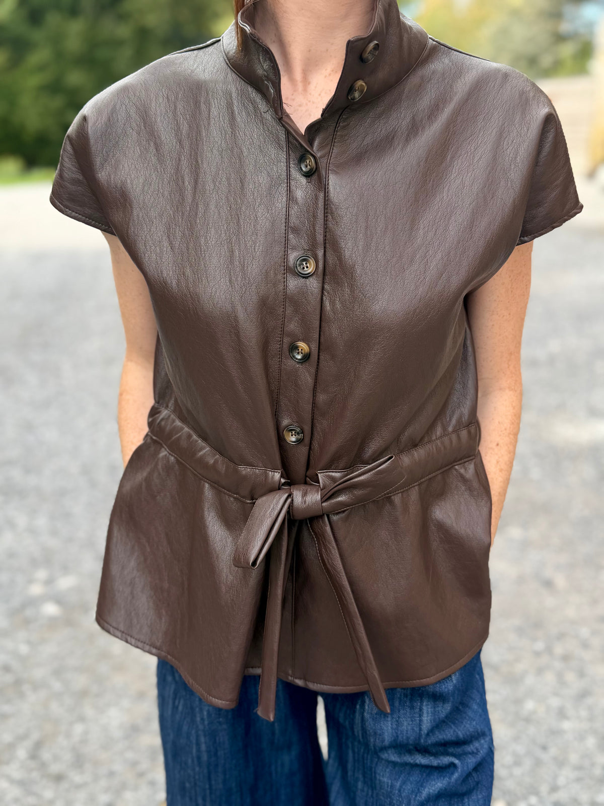 Gilet simili manches courtes choco